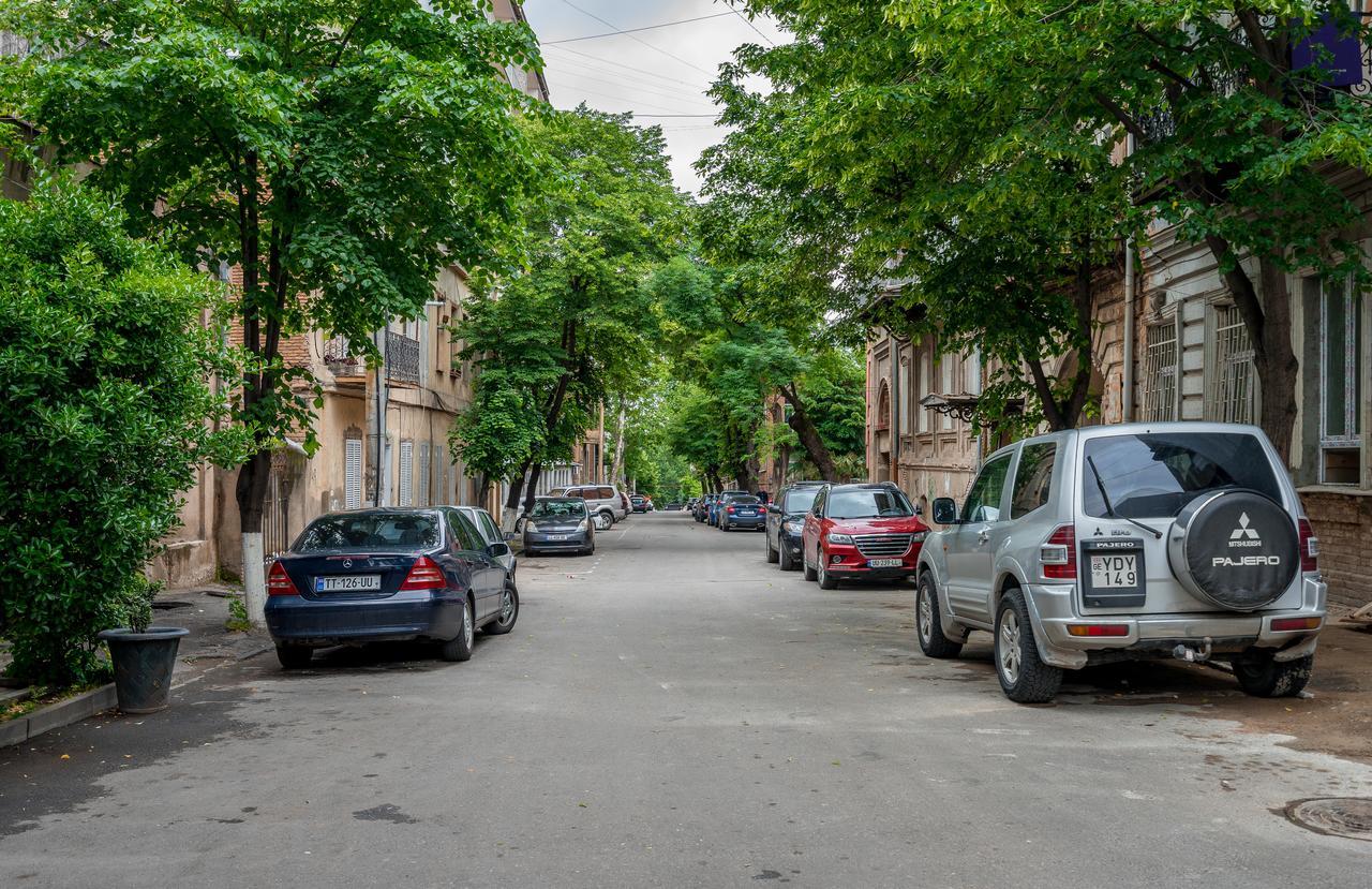 Golden Smart'S Apartment Tiflis Exterior foto